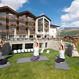 https://hotel-lac-salin-spa-mountain-resort.it-lombardy.com
